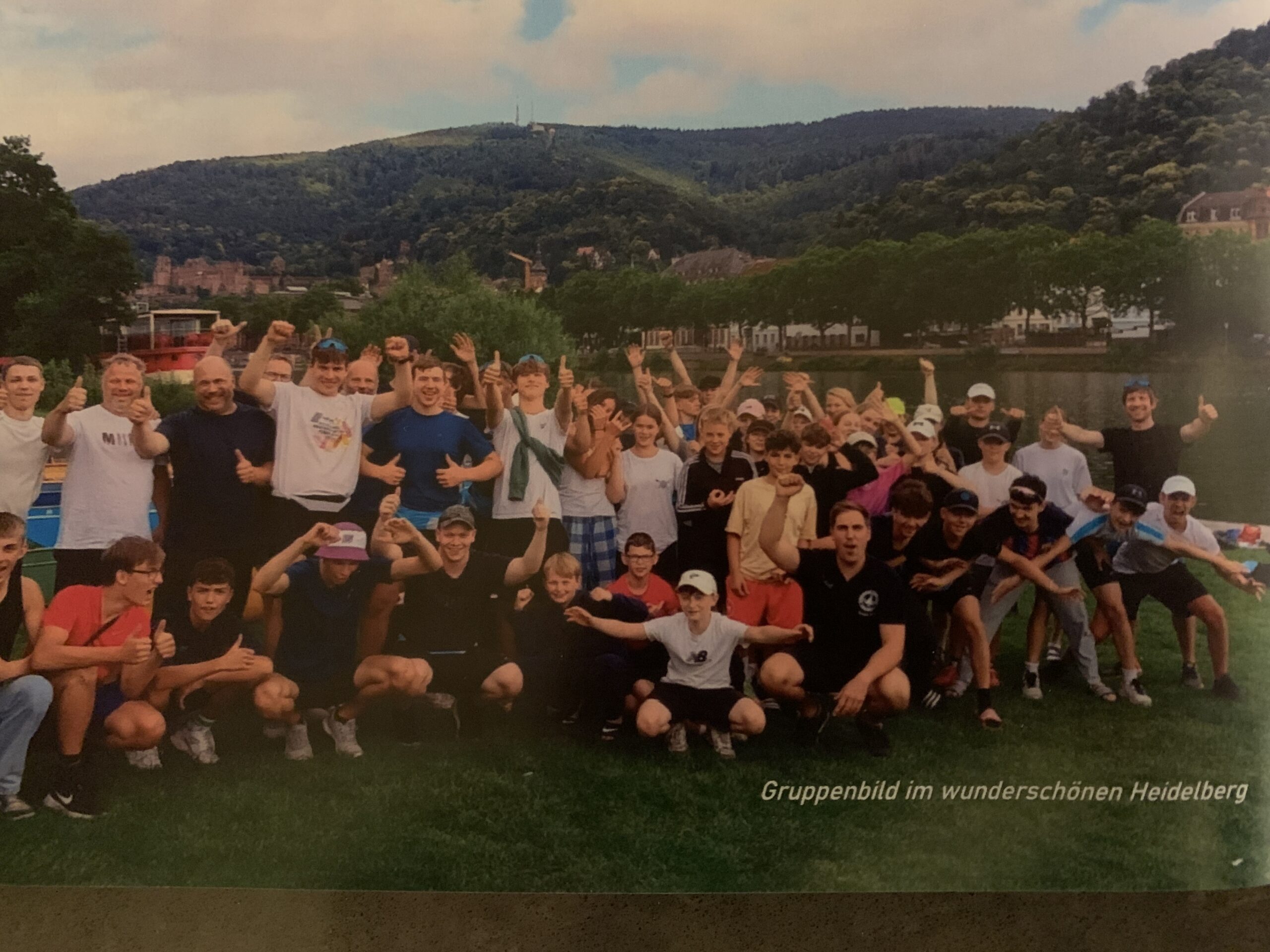 Gruppenbild der Caro-Ruderer in Heidelberg.