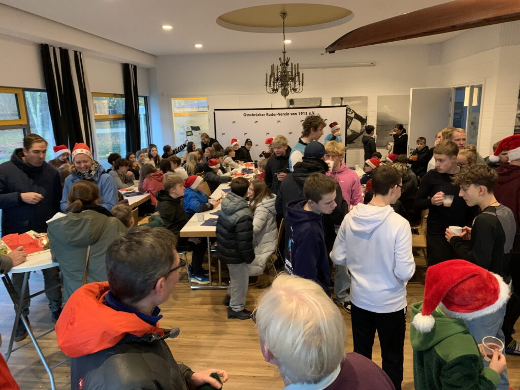 Gute Laune im Saal des ORV.