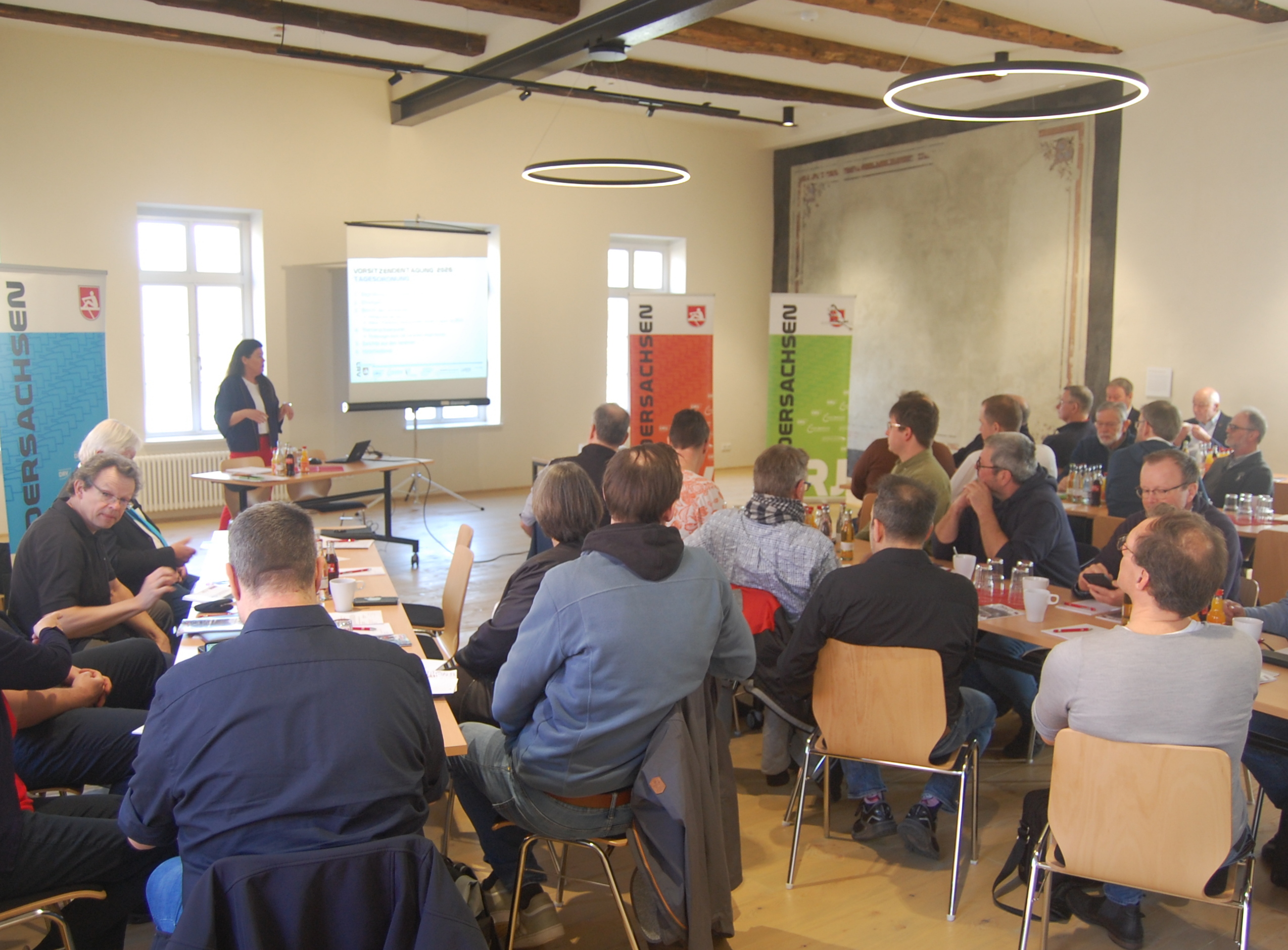 Die Vorsitzende Natascha Fieting begrüßt die Anwesenden